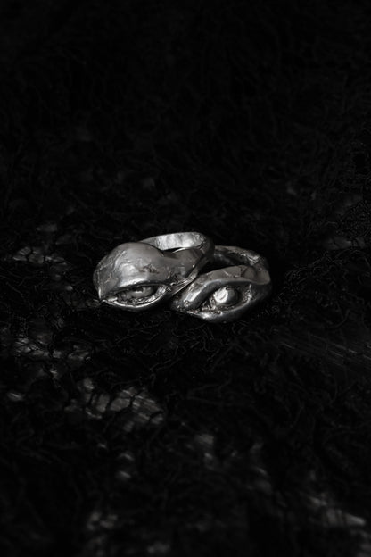 The Ayn Ring