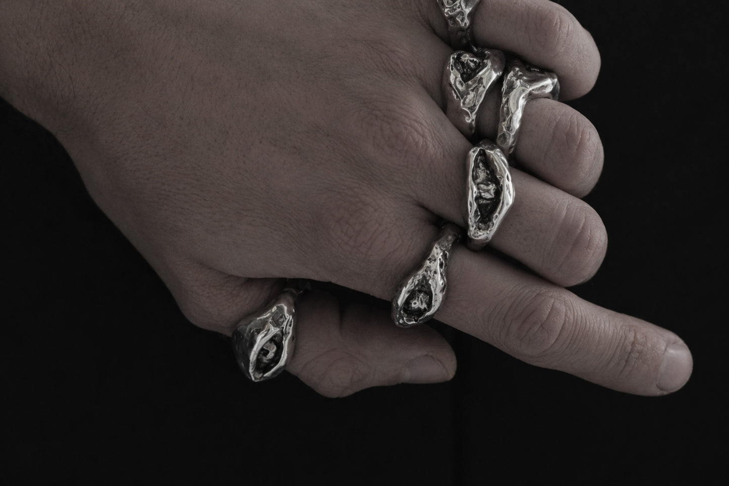 The Ayn Ring