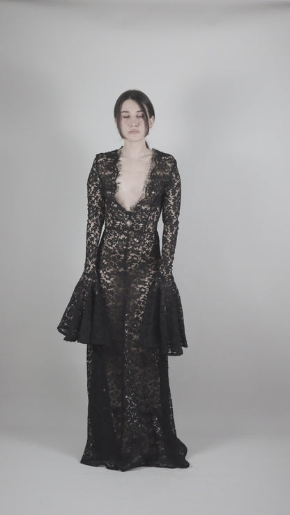 ベルレースドレス